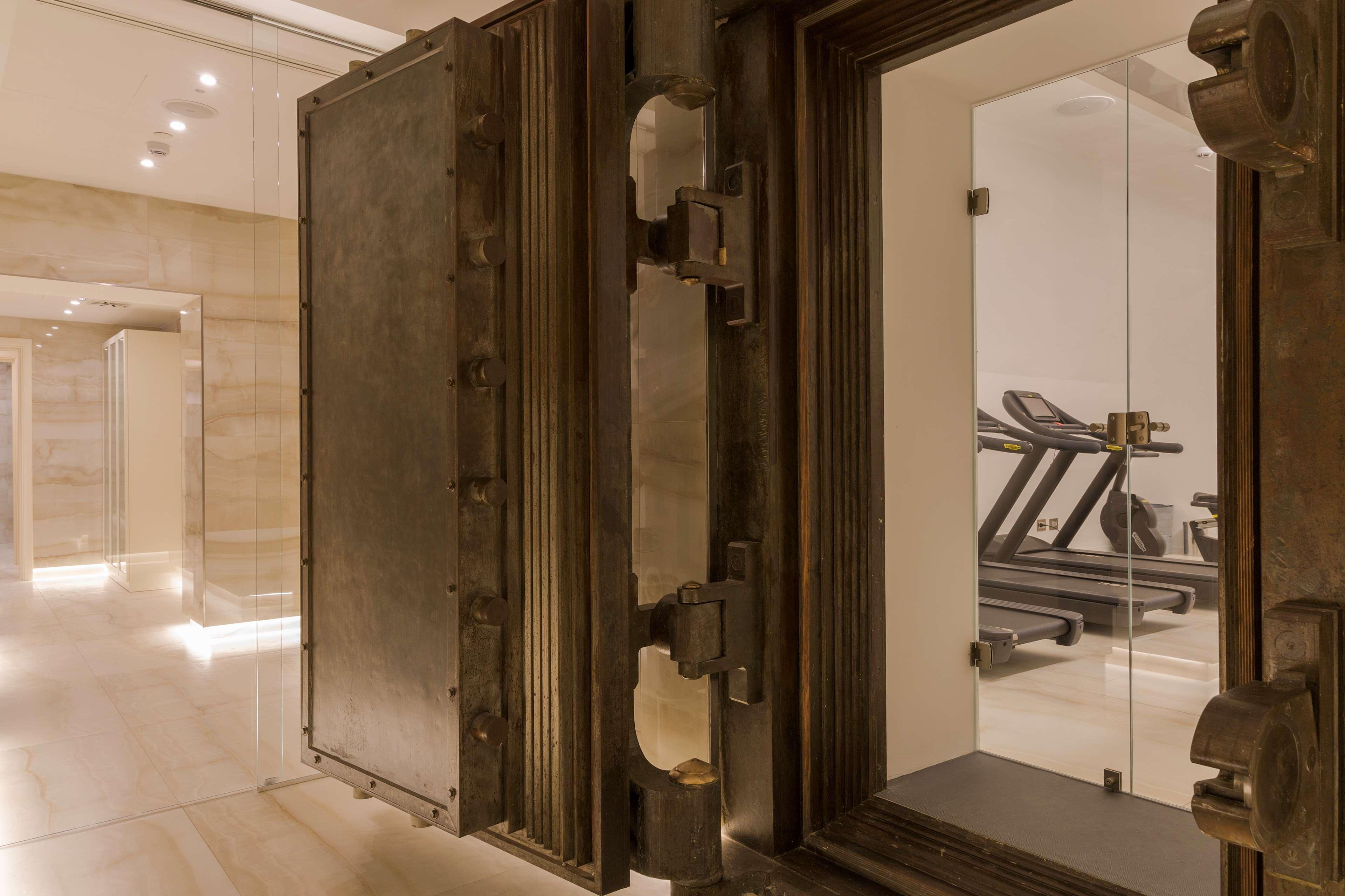 Aleph Rome Hotel, Curio Collection By Hilton Eksteriør bilde