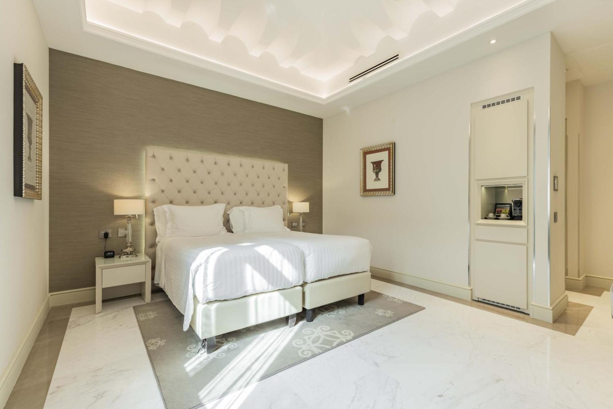 Aleph Rome Hotel, Curio Collection By Hilton Eksteriør bilde