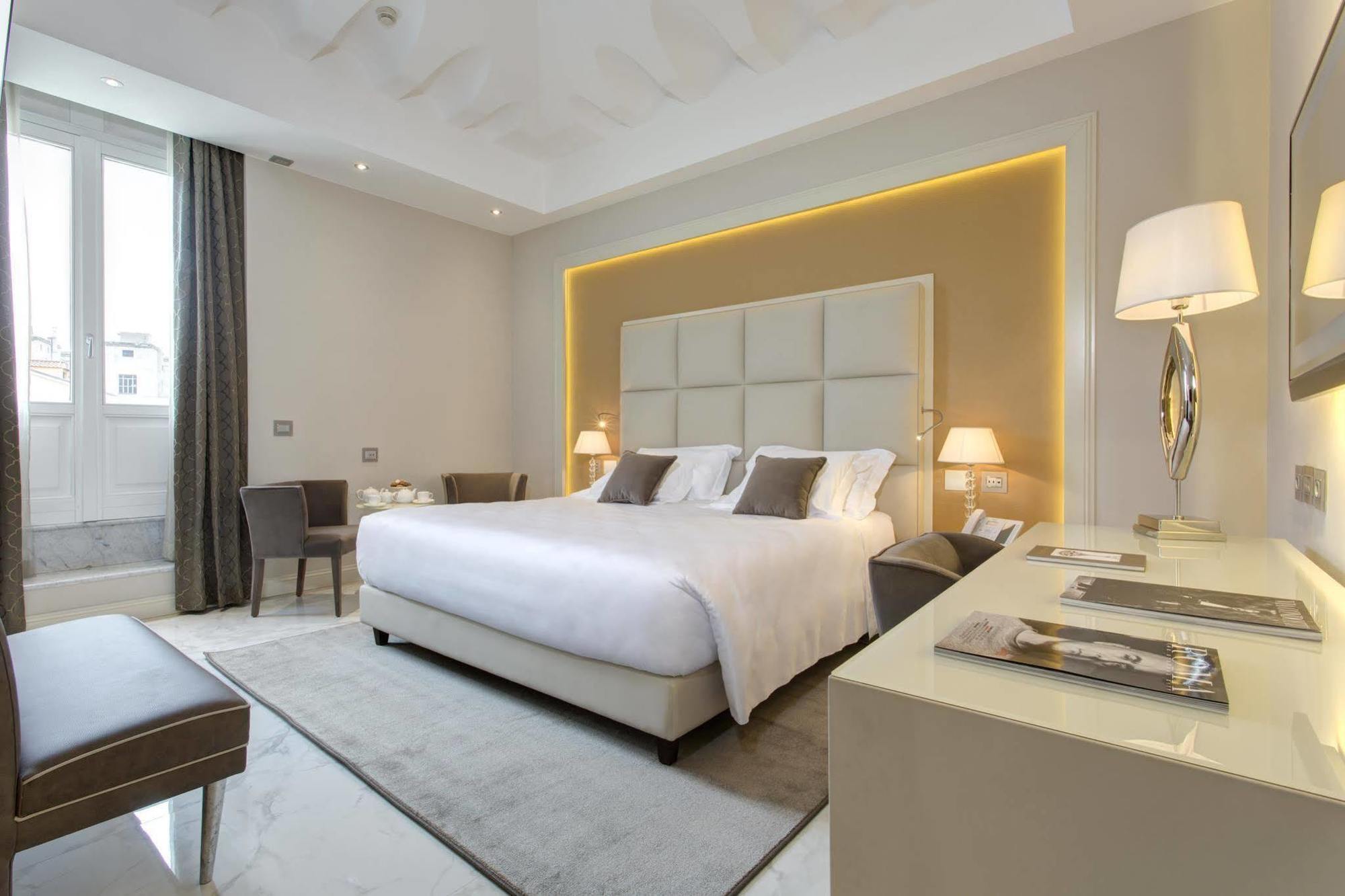 Aleph Rome Hotel, Curio Collection By Hilton Eksteriør bilde